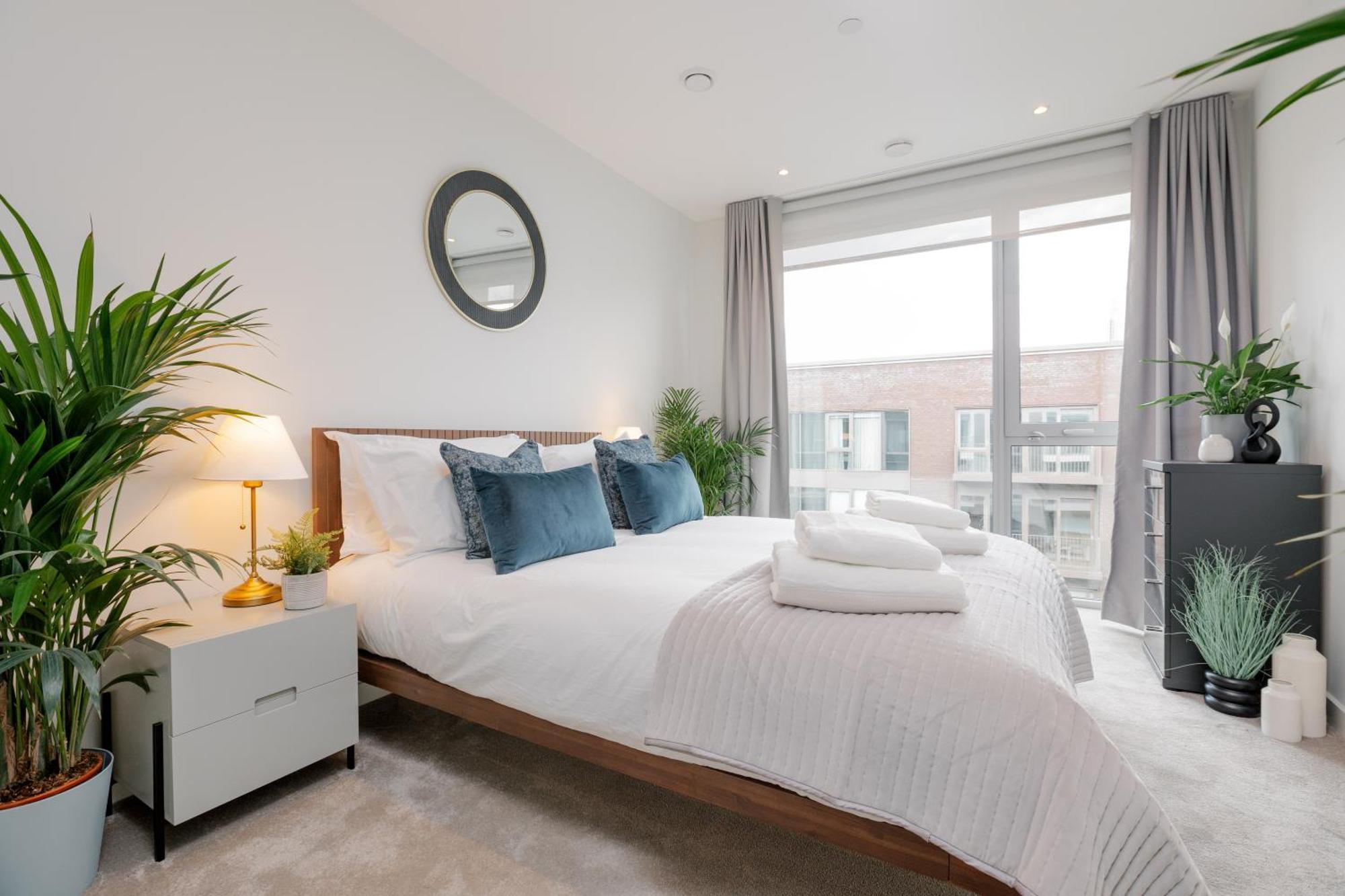 Portico Residences - Spacious 1-bed In Nine Elms With Pool * London